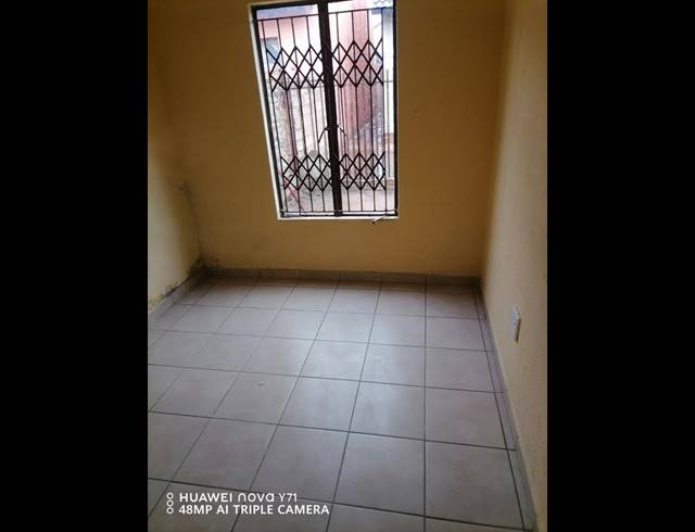 2 BEDROOM HOUSE FOR SALE IN SOSHANGUVE VV